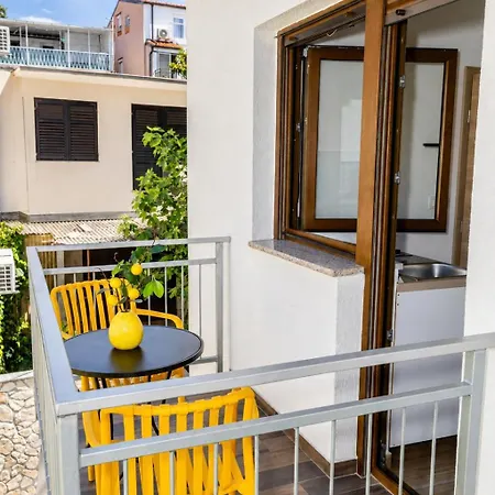 Apartamento Center - Free Parking Crikvenica